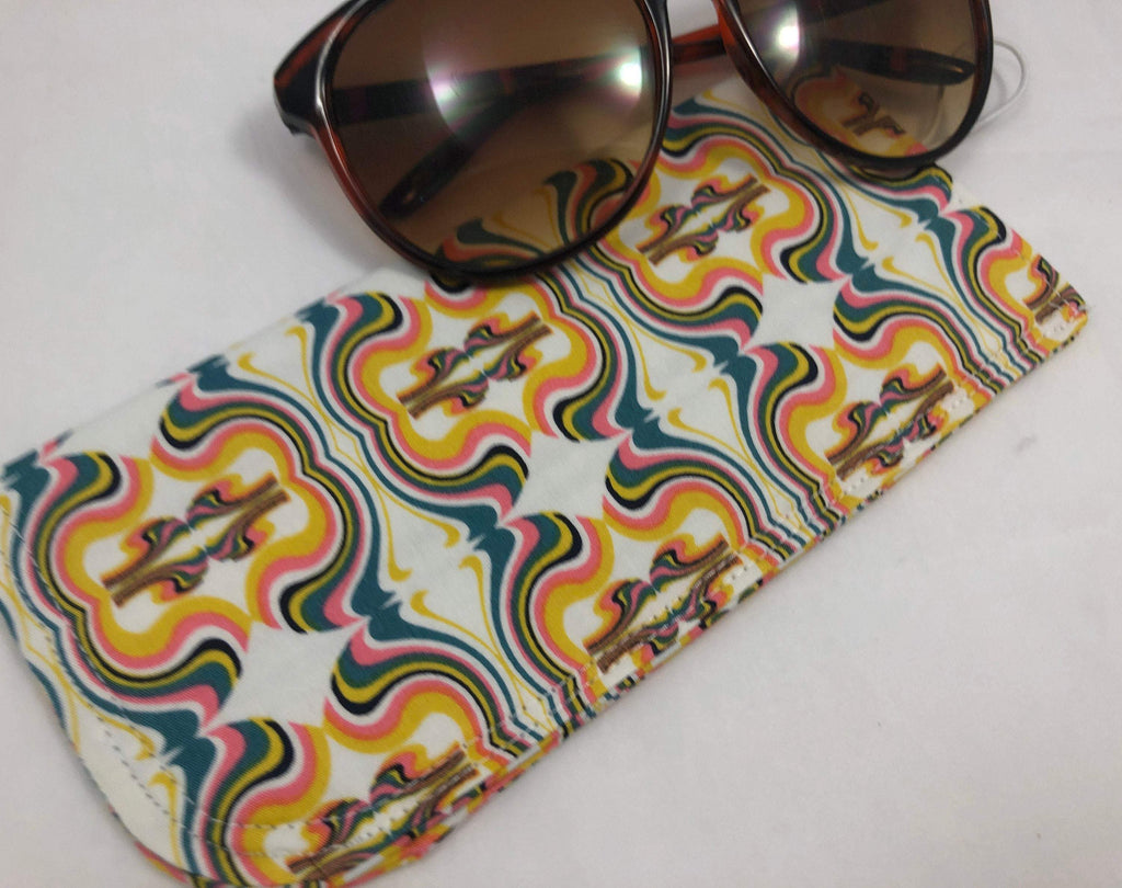 Cream Eye Glasses Case, Beige Sunglass Pouch, Soft Padded Glasses Cover - EcoHip Custom Designs