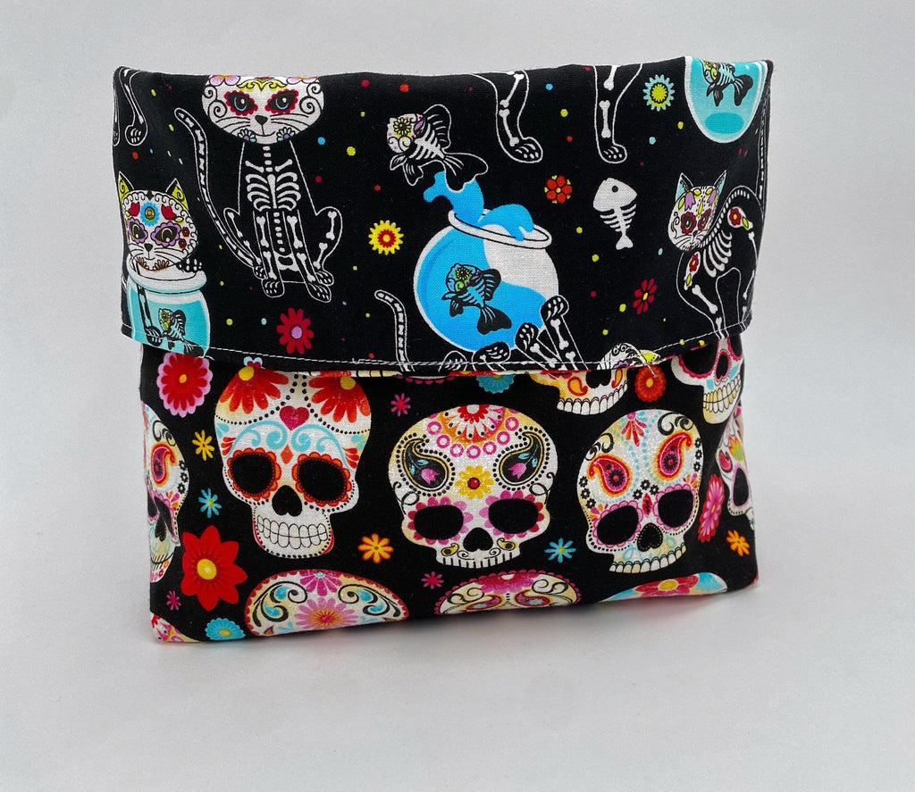 Reusable Popcorn Bag, Reusable Microwave Popcorn, Microwave Popcorn Cozy, Eco-Friendly Snack Holder - Sugar Skulls