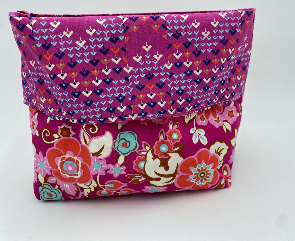 Reusable Popcorn Bag, Reusable Microwave Popcorn, Microwave Popcorn Cozy, Eco-Friendly Snack Holder - Floral Magenta