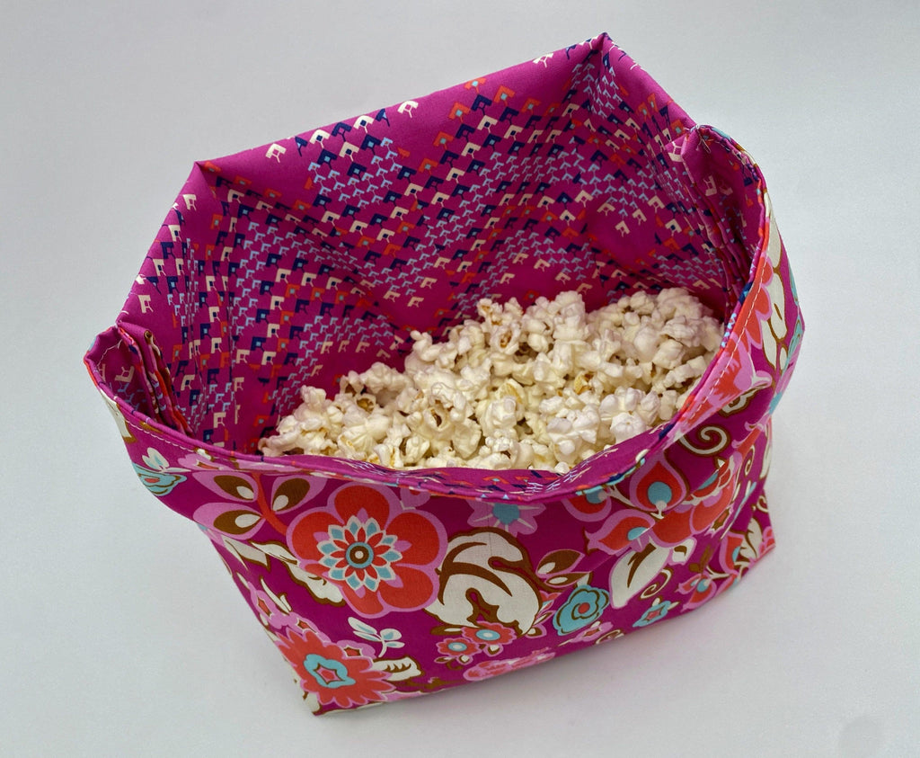 Reusable Popcorn Bag, Reusable Microwave Popcorn, Microwave Popcorn Cozy, Eco-Friendly Snack Holder - Floral Magenta