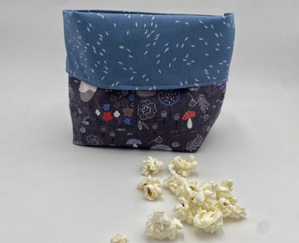 Reusable Popcorn Bag, Reusable Microwave Popcorn, Microwave Popcorn Cozy, Eco-Friendly Snack Holder - Faded Blue Animals