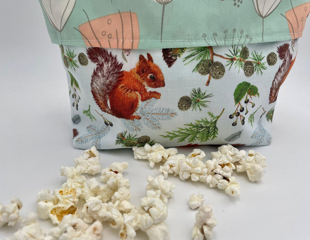 Reusable Popcorn Bag, Reusable Microwave Popcorn, Microwave Popcorn Cozy, Eco-Friendly Snack Holder - Squirrels