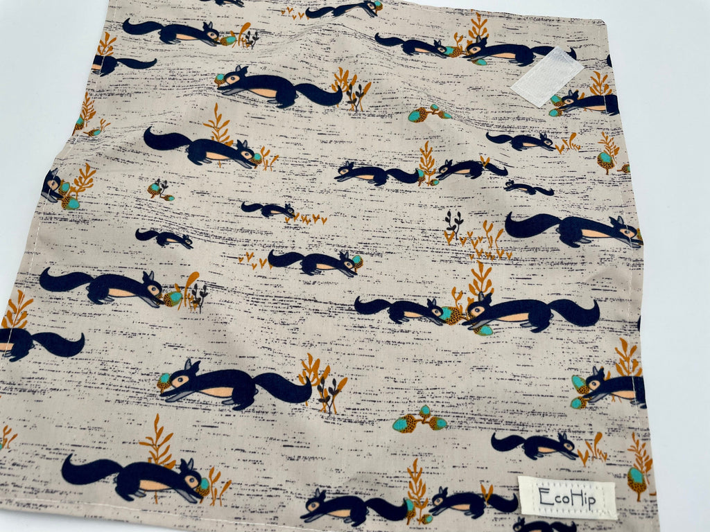 Reusable Sandwich Bag, Sandwich Wrap , Reusable Sandwich Mat, Sandwich Holder - Squirrels