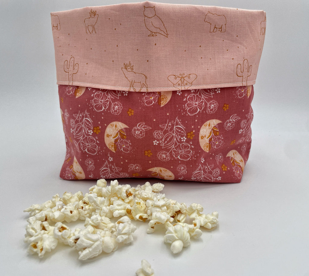 Reusable Popcorn Bag, Reusable Microwave Popcorn, Microwave Popcorn Cozy, Eco-Friendly Snack Holder - Moon and Floral Pink