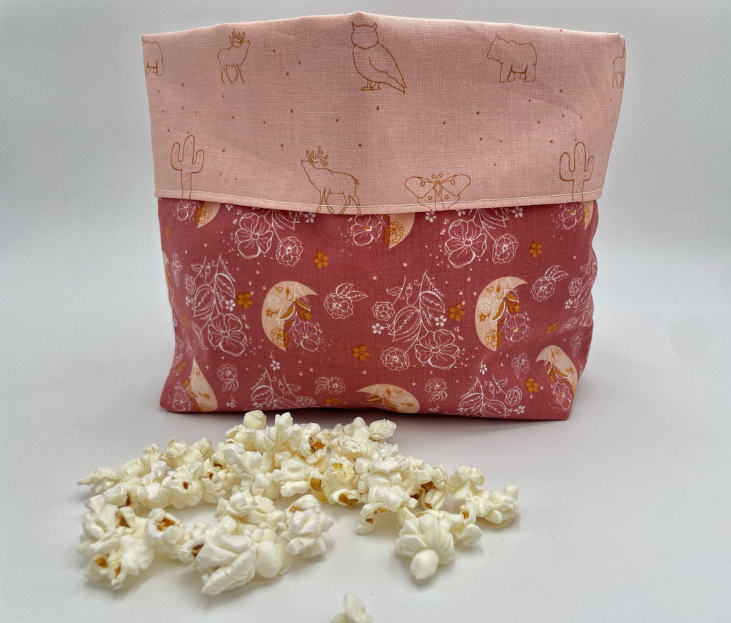 Reusable Popcorn Bag, Reusable Microwave Popcorn, Microwave Popcorn Cozy, Eco-Friendly Snack Holder - Moon and Floral Pink