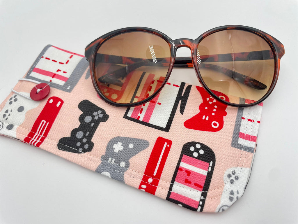 Fabric Eyeglass Case, Soft Sunglasses Case, Eye Glasses Sleeve, Eyeglass Pouch, Reading Glasses Case, Glasses Holder - Video Gamer Girl