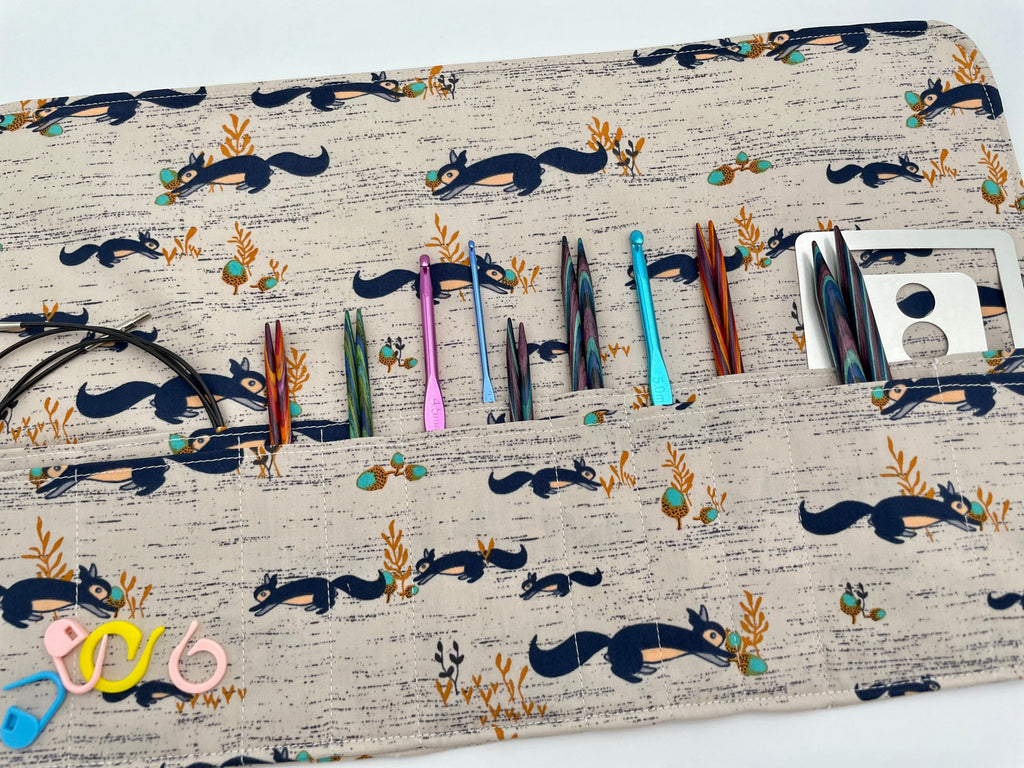 Interchangeable Knitting Needle Case, Knitting Notions Storage, Crochet Hook Roll, Knitting Needle Organizer - Squirrels