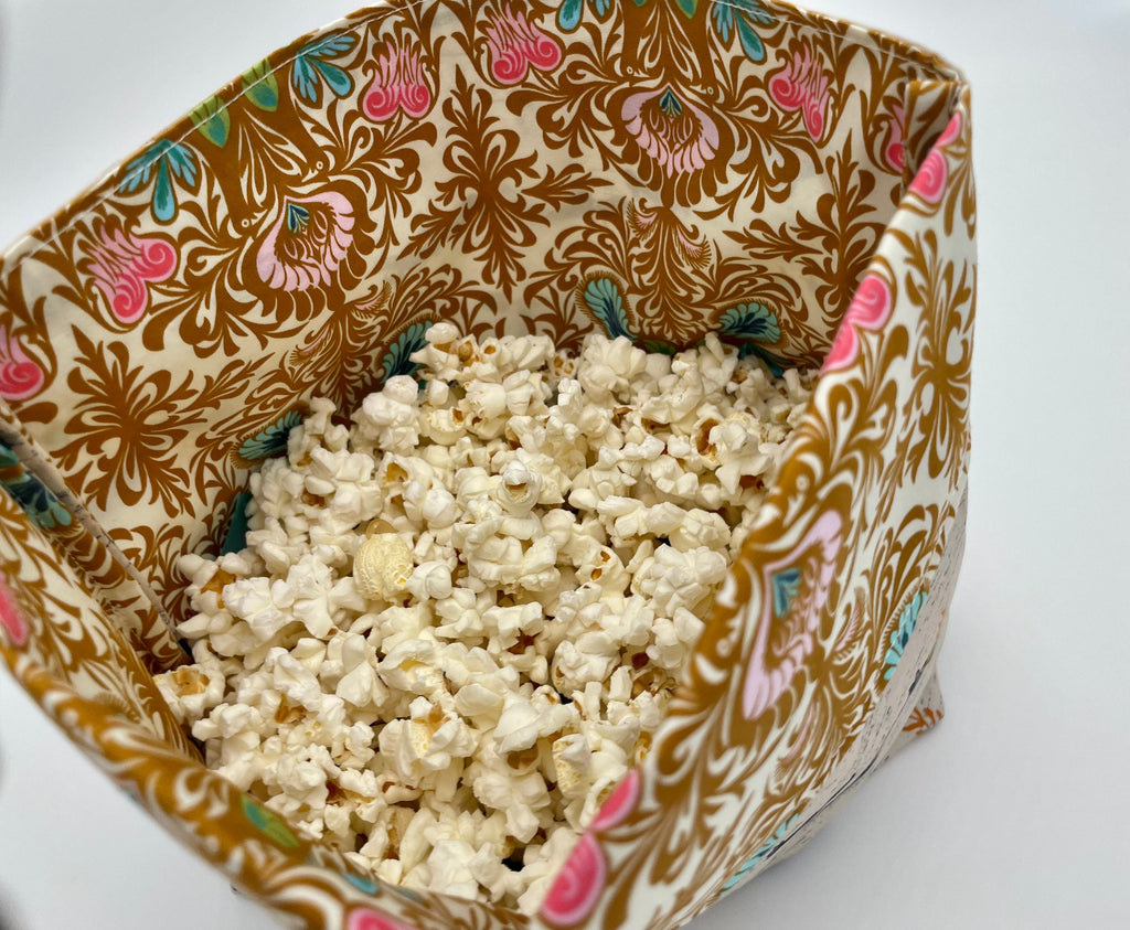 Reusable Popcorn Bag, Reusable Microwave Popcorn, Microwave Popcorn Cozy, Eco-Friendly Snack Holder - Squirrels