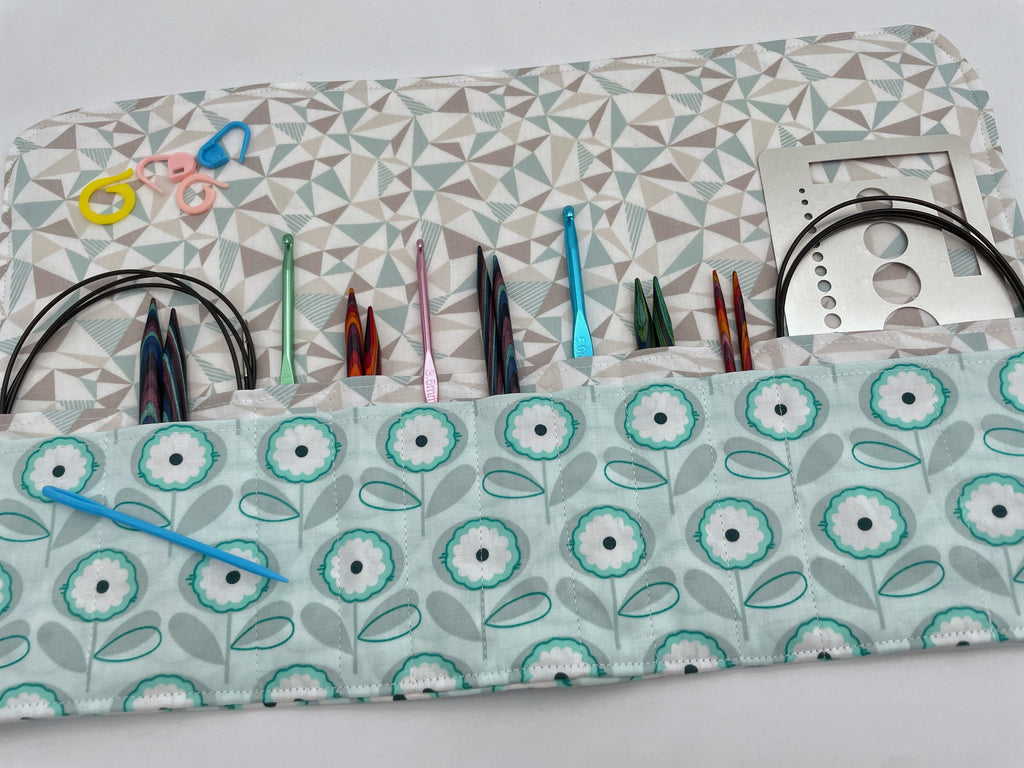 Interchangeable Knitting Needle Case, Knitting Notions Storage. Crochet Hook Roll, Knitting Needle Organizer - Petals Menthe