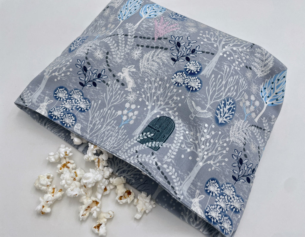 Reusable Popcorn Bag, Reusable Microwave Popcorn, Microwave Popcorn Cozy, Eco-Friendly Snack Holder - Winter Forest