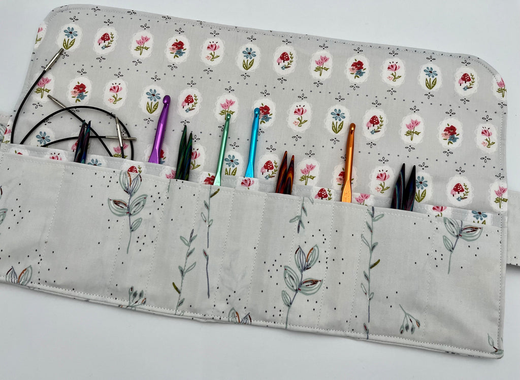 Interchangeable Knitting Needle Case, Knitting Notions Storage, Crochet Hook Roll, Knitting Needle Organizer - Dollhouse Floral