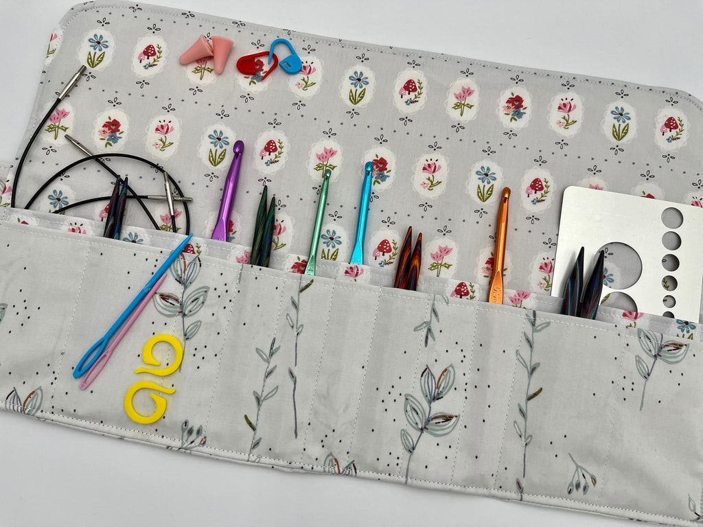 Interchangeable Knitting Needle Case, Knitting Notions Storage, Crochet Hook Roll, Knitting Needle Organizer - Dollhouse Floral