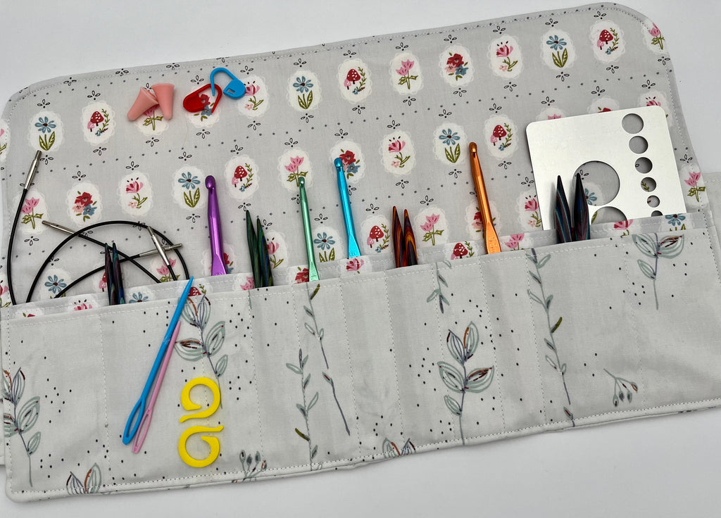 Interchangeable Knitting Needle Case, Knitting Notions Storage, Crochet Hook Roll, Knitting Needle Organizer - Dollhouse Floral