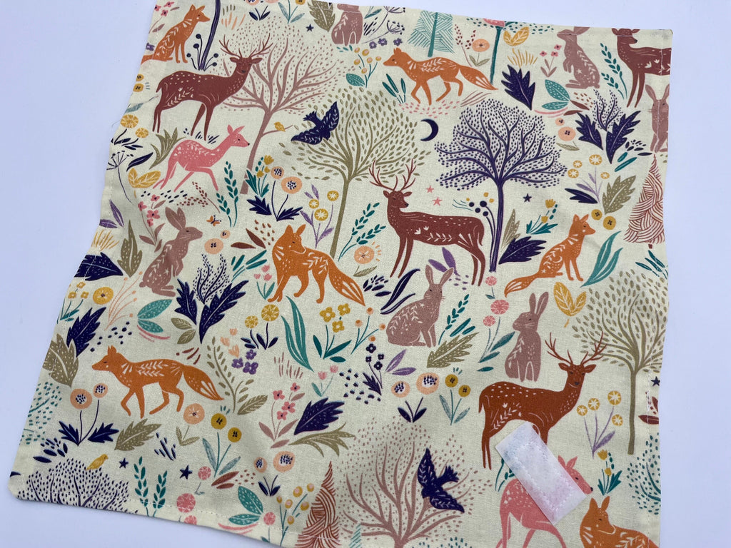 Reusable Sandwich Bag, Sandwich Wrap , Reusable Sandwich Mat, Sandwich Holder - Animals Forest Cream